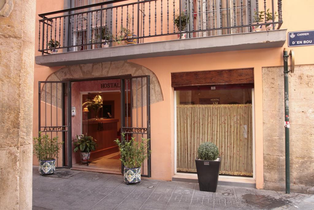 Hostal Antigua Morellana Valencia Exterior photo